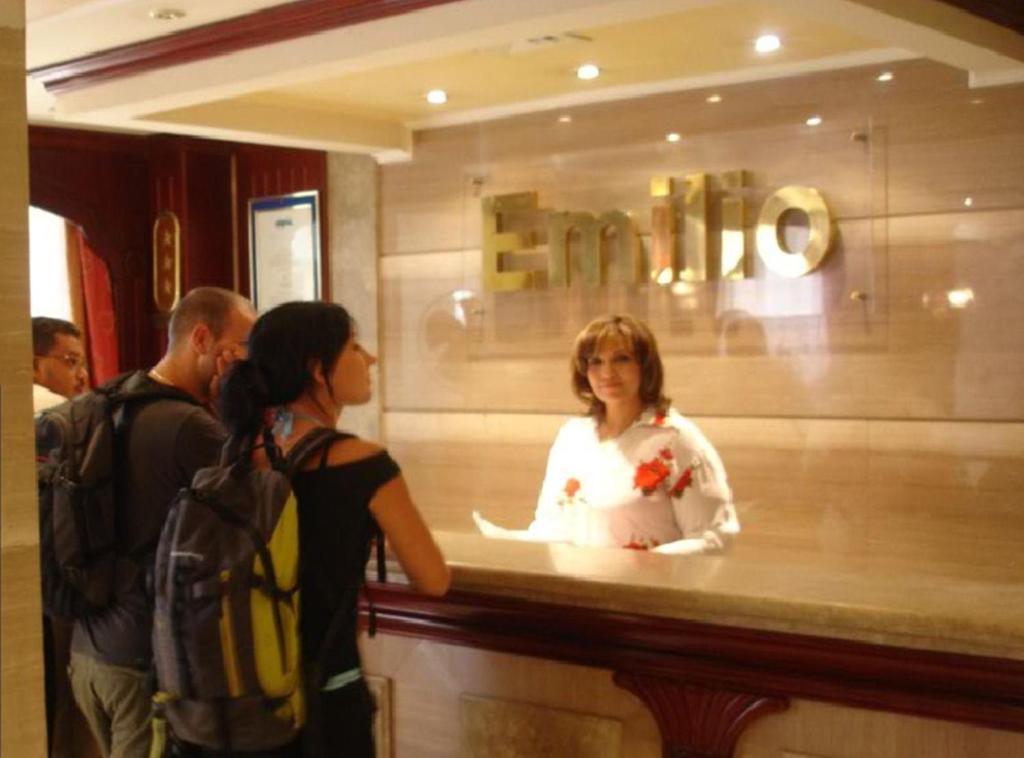 Emilio Hotel Luxor Ngoại thất bức ảnh